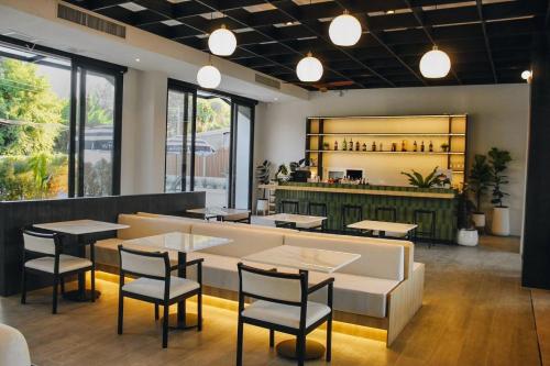 hotel whitt hua hin