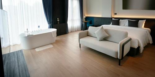 hotel whitt hua hin