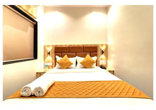 Hotel Enigma Inn,,2 star