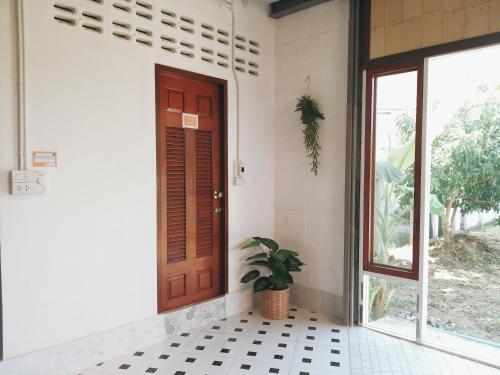 The Warehouse - Ayutthaya,,0 star