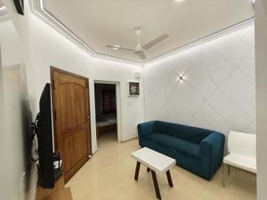 orient glory holidays