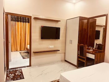 hotel ram anandam inn