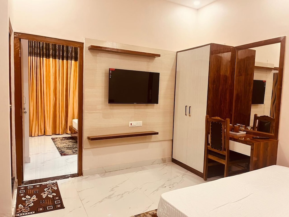 hotel ram anandam inn