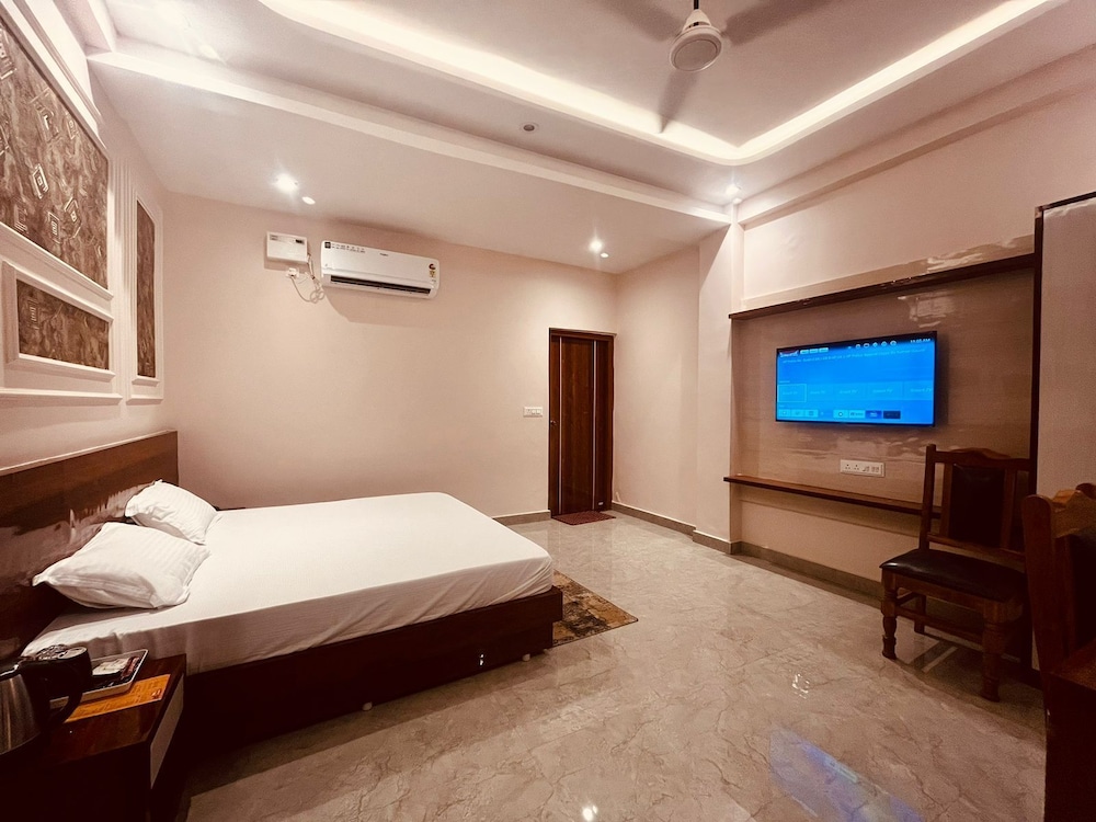 hotel ram anandam inn