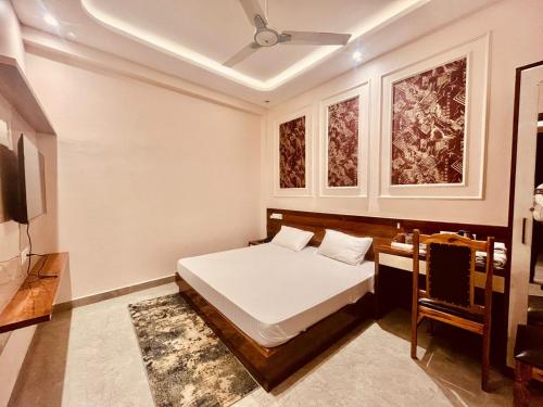 Hotel Ram Anandam Inn,,3 star
