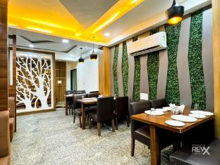 hotel vrinda sarovar