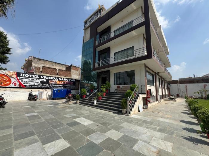 hotel vrinda sarovar