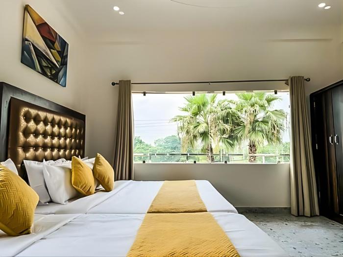 hotel vrinda sarovar