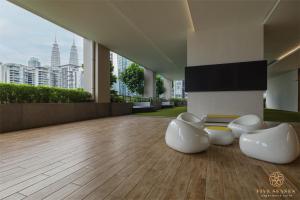 the manor residence klcc by five senses