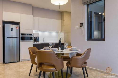 the manor residence klcc by five senses