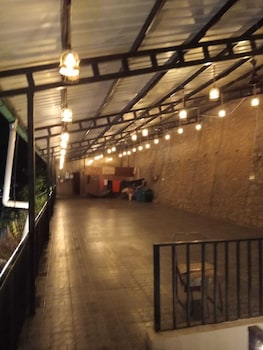 hotel moon light bhimtal