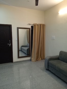 hotel moon light bhimtal