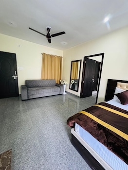 hotel moon light bhimtal