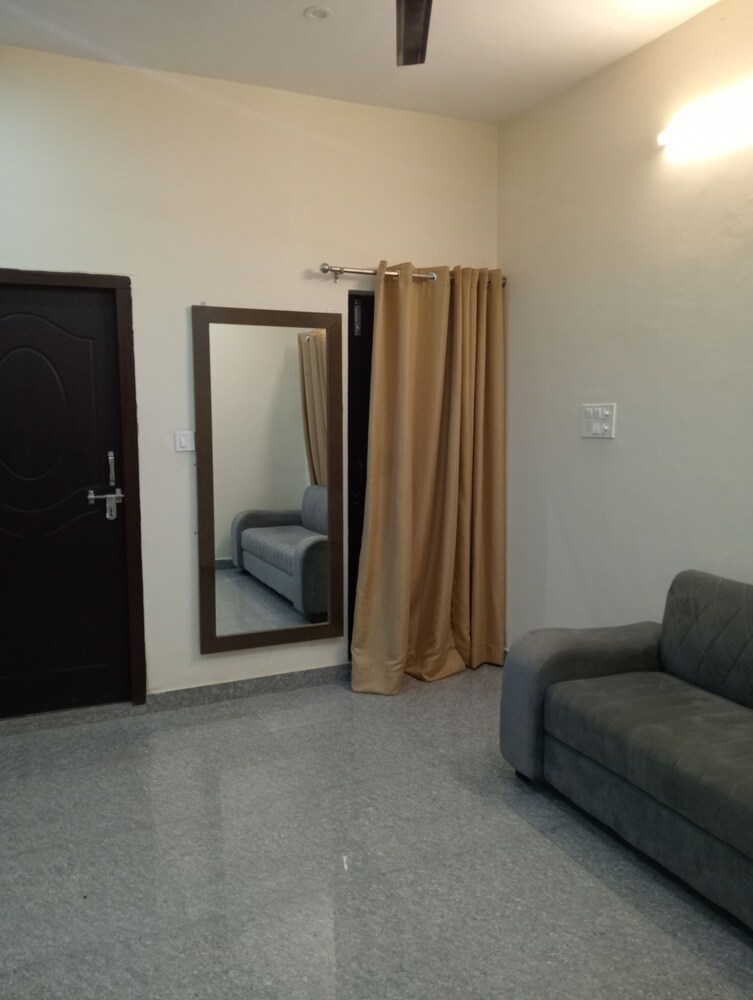 hotel moon light bhimtal