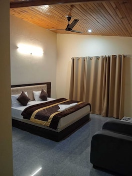 hotel moon light bhimtal