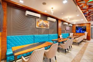 hotel vasundhara suits