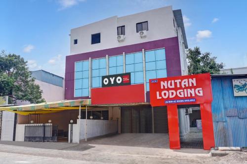 Hotel O Nutan Lodging,Serial No. 2/Anutan Lodging, Shree Vihar, Transport Nagar, Nigdi, Pimpri-Chinchwad,4 star