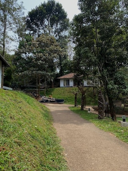 aditi resort vythiri