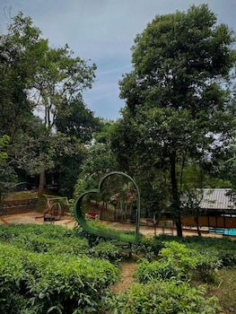aditi resort vythiri