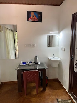 aditi resort vythiri