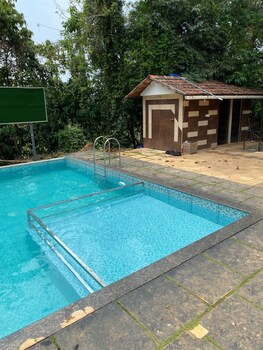 aditi resort vythiri