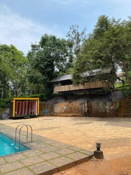 aditi resort vythiri