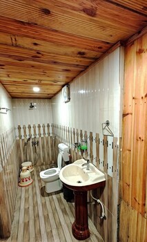 village camp pench national park