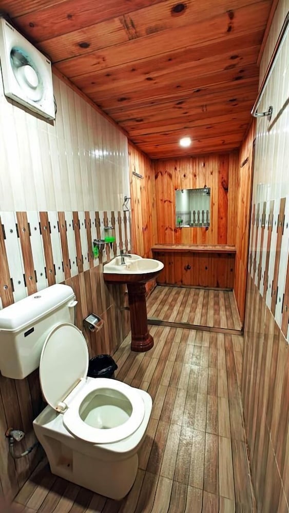 village camp pench national park