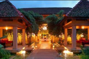 village camp pench national park