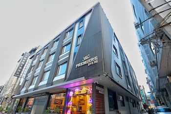 hotel le premier