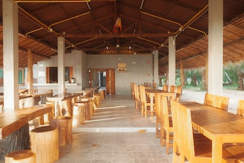 Laemsui Beach,,3 star