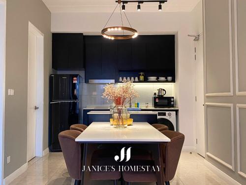 Axon Residences Bukit Bintang By Janice's Homestay,,5 star