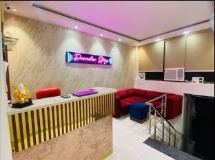 hotel paradise stays near golden temple