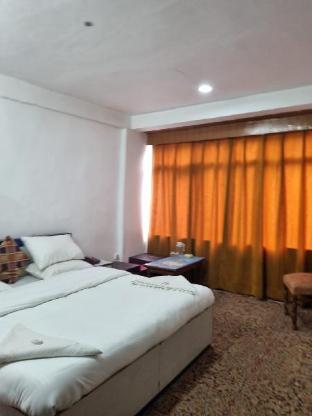 central hotel