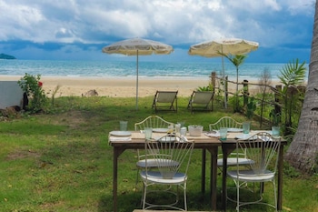 the shore koh chang boutique resort
