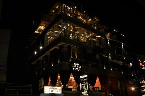 takht executive rooms and suites