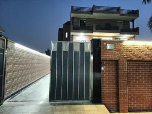 swastika homes near wave city center noida