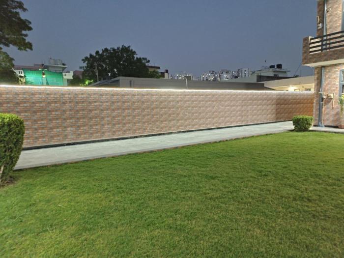 swastika homes near wave city center noida