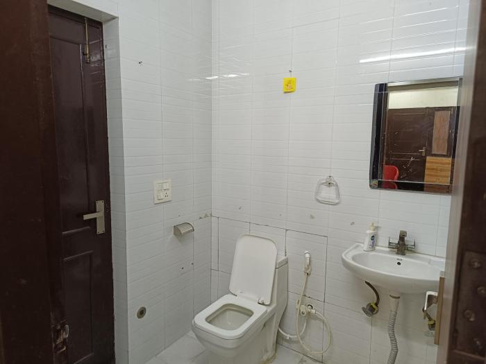 swastika homes near wave city center noida