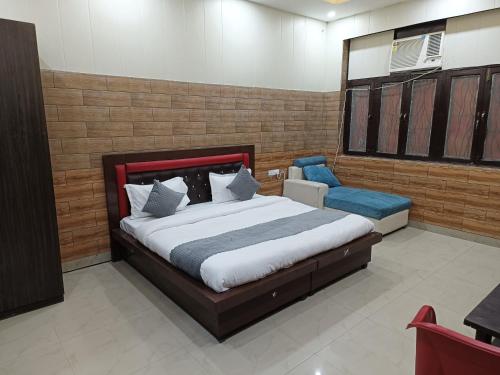 swastika homes near wave city center noida