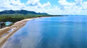 plern ura poolvilla cafe