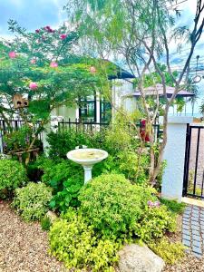 plern ura poolvilla cafe