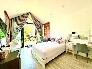 plern ura poolvilla cafe