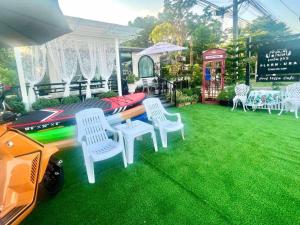 plern ura poolvilla cafe