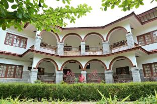 navarathna international resort