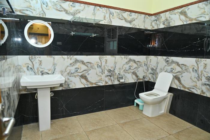 navarathna international resort