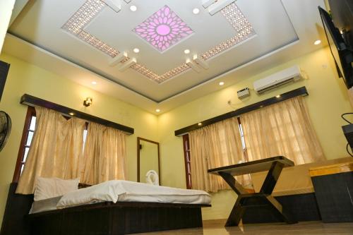 navarathna international resort