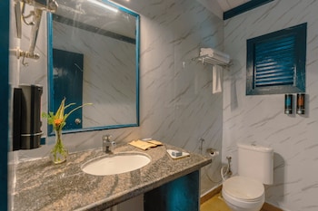 hibis resort ashwem goa