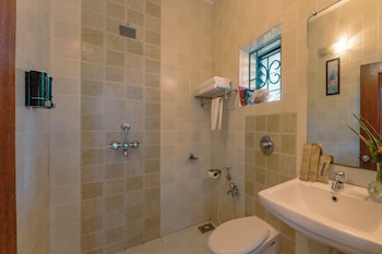 hibis resort ashwem goa