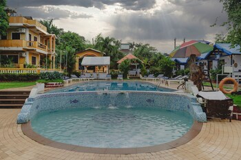 hibis resort ashwem goa